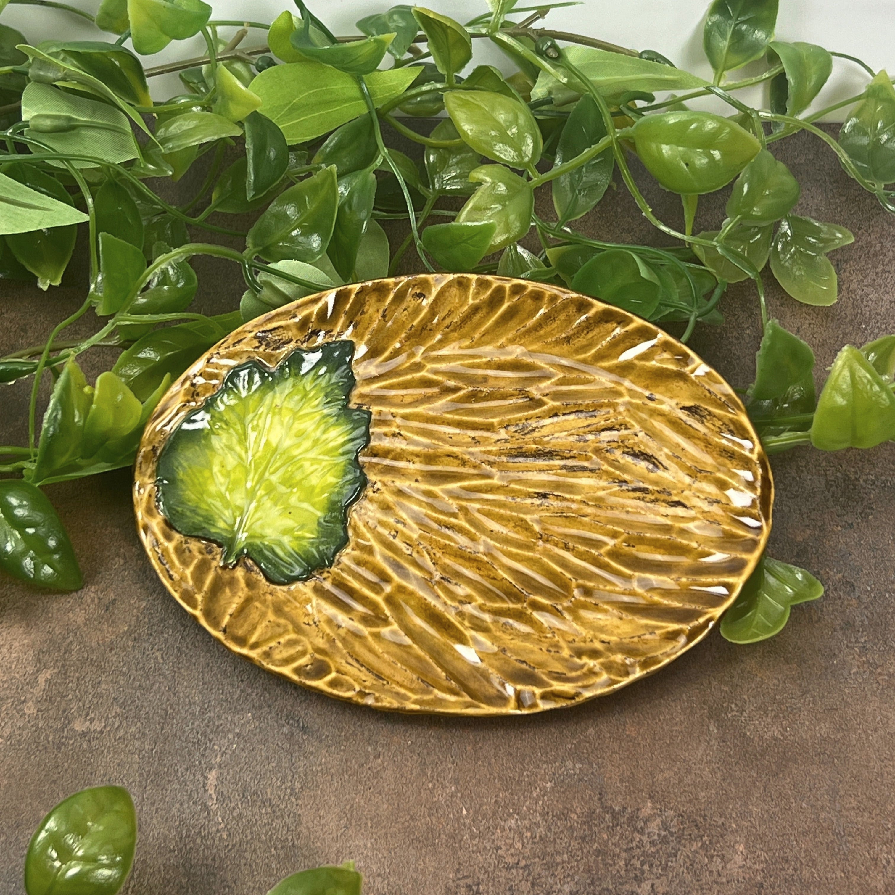 Dryad Oval Plate