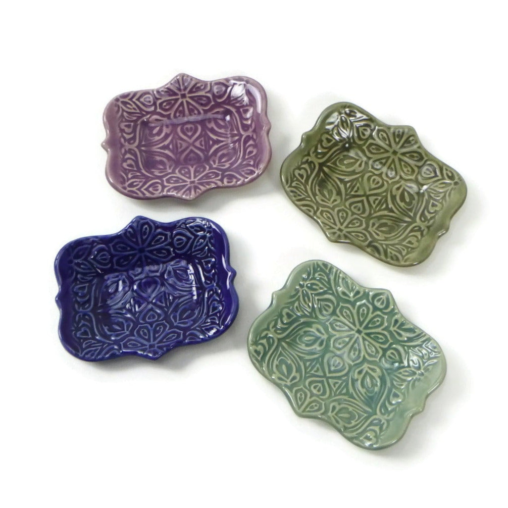 Large Scalloped Trivet with Forest Patterning (Choose your Color!)