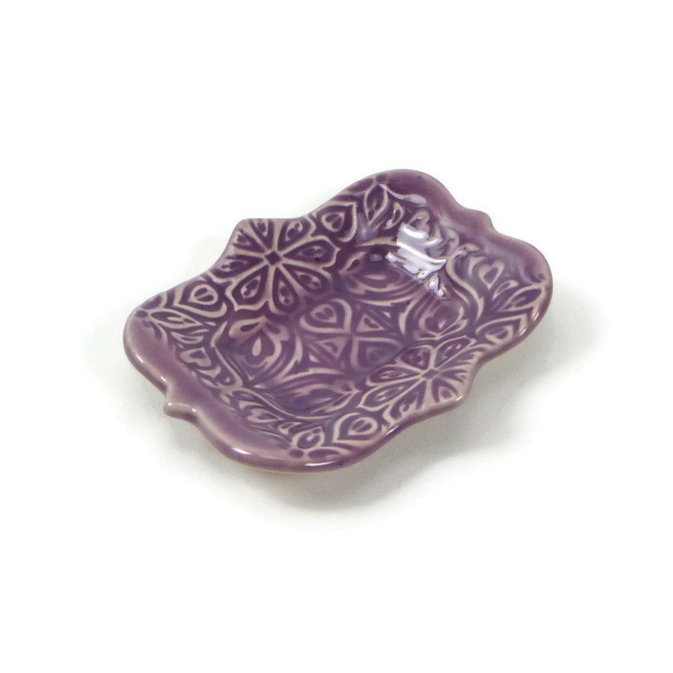 Large Scalloped Trivet with Forest Patterning (Choose your Color!)