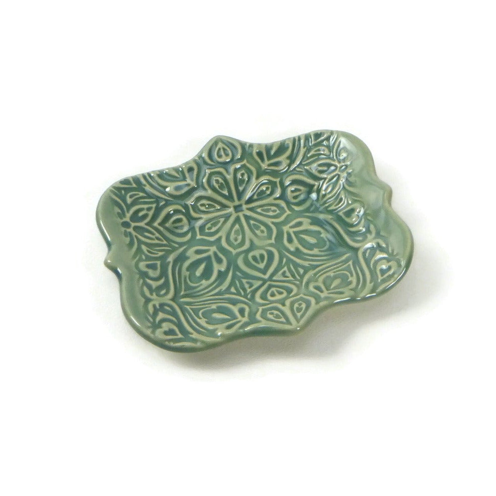 Large Scalloped Trivet with Forest Patterning (Choose your Color!)