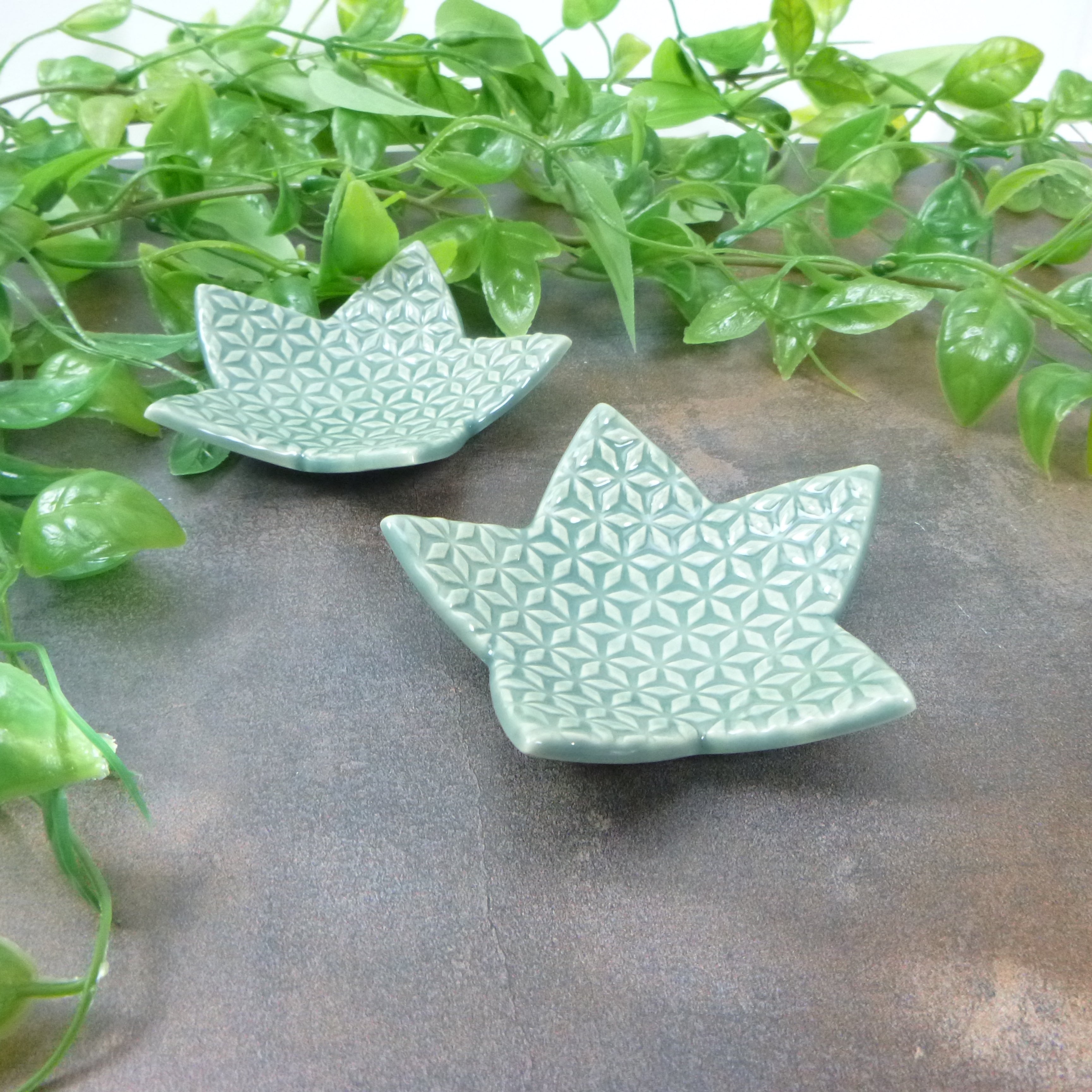 Star Shaped Trivet with Fog Grey Sashiko Pattern