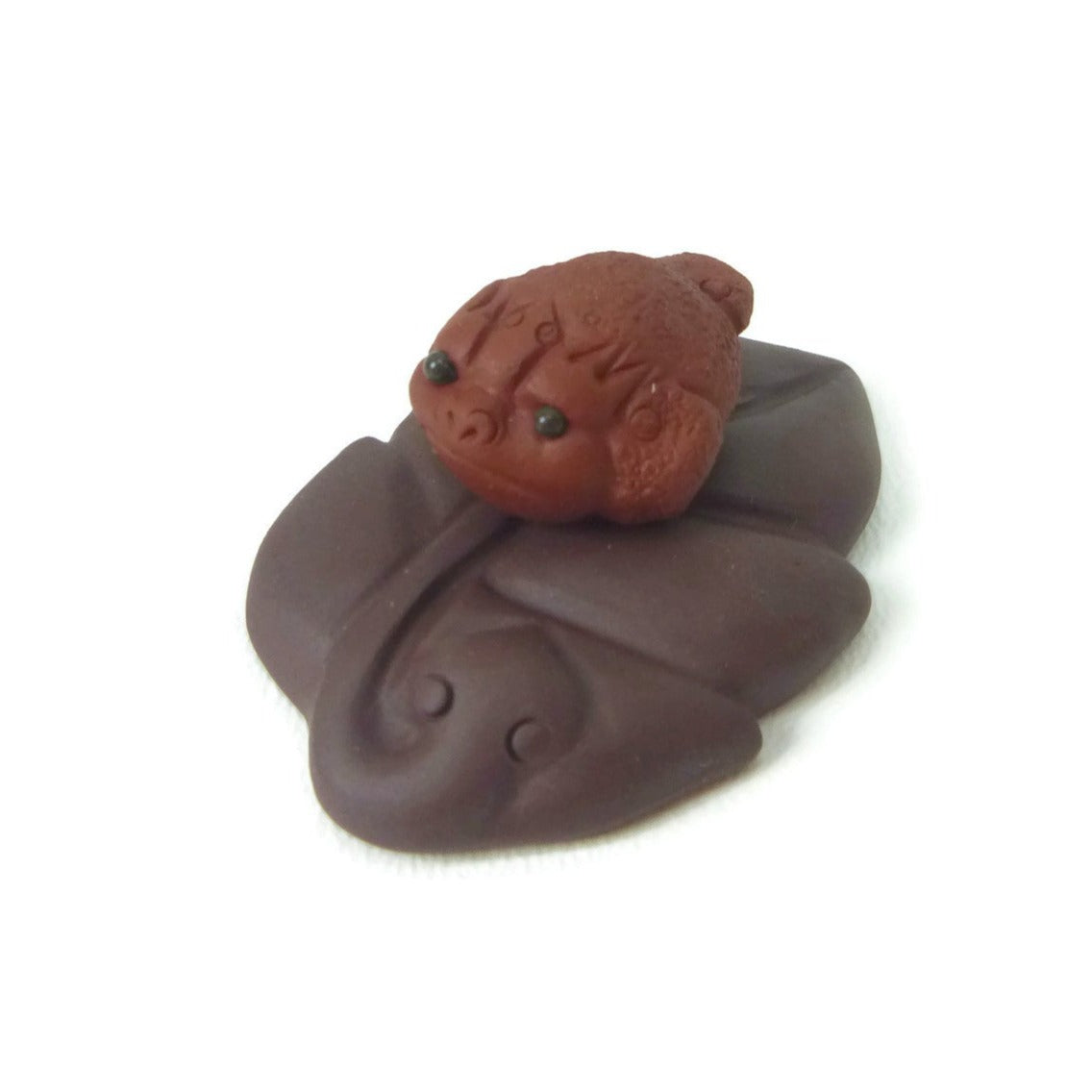 Toad on a Leaf Tea Pet