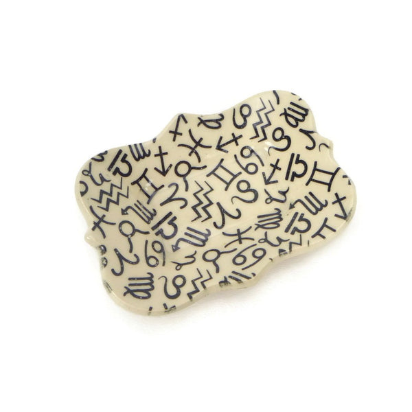 Large Scalloped Astrology Trivet